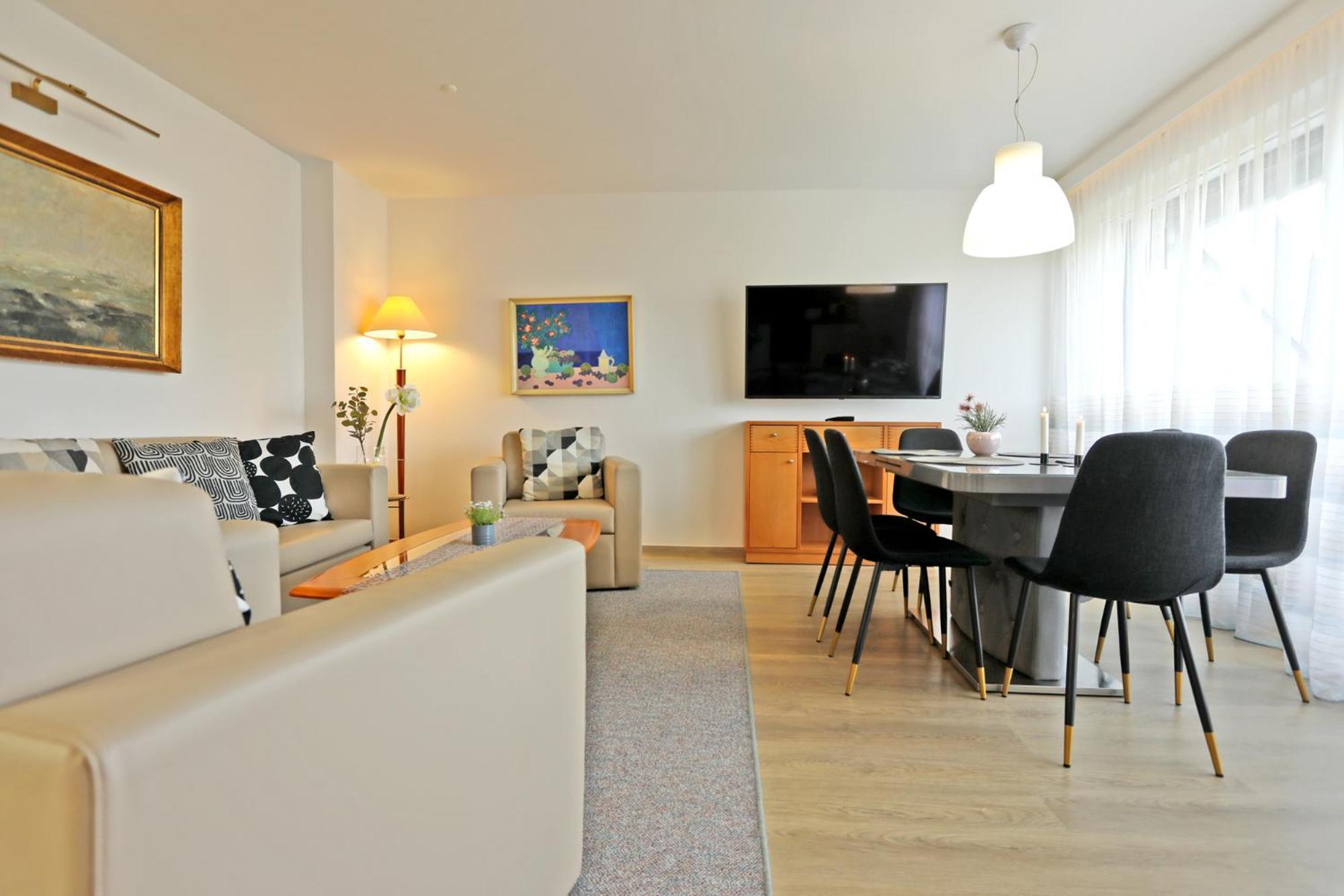 Atrium Apartman Heviz Mit Panoramaterrasse Und Tiefgarage Exteriér fotografie