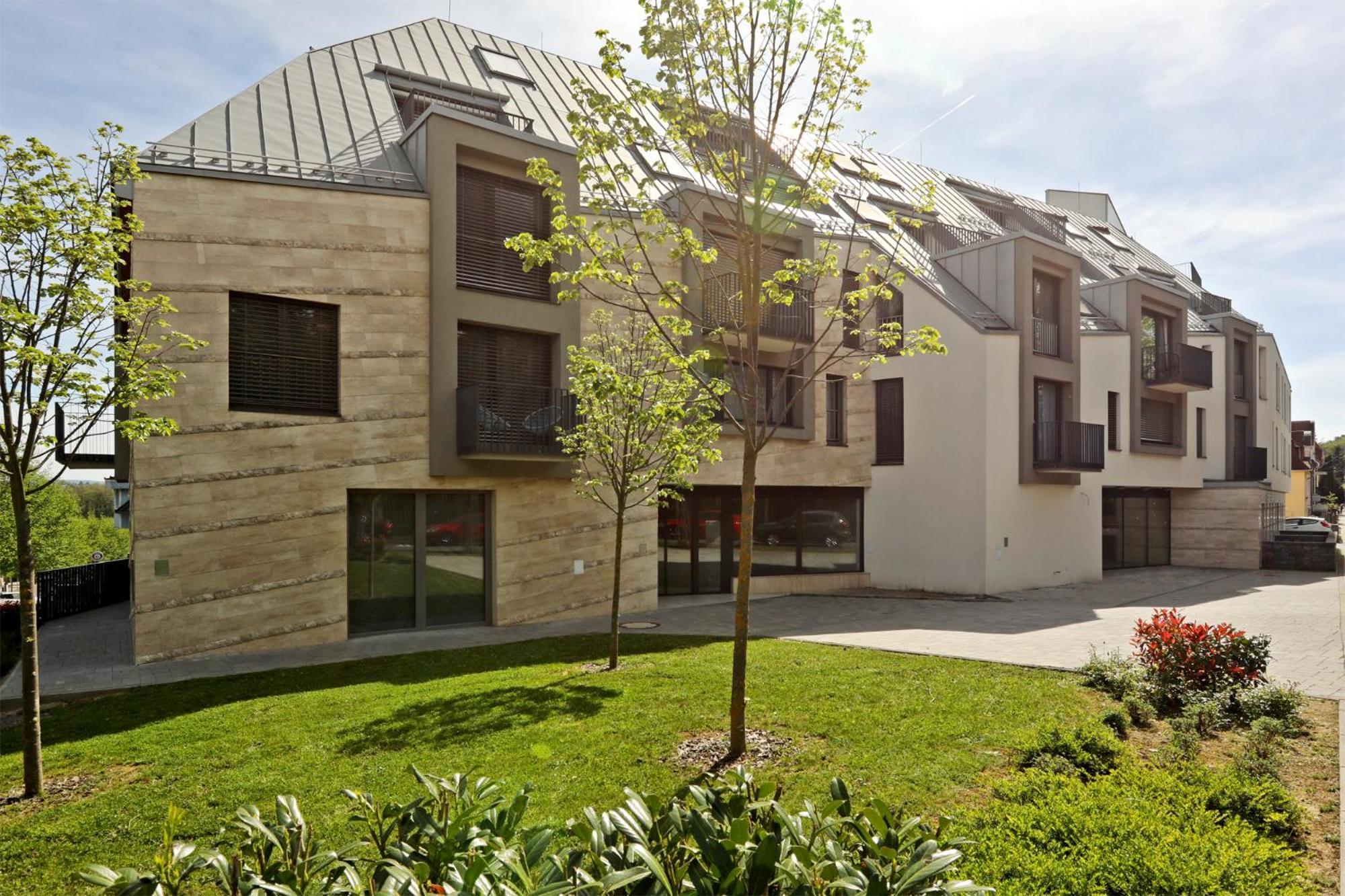 Atrium Apartman Heviz Mit Panoramaterrasse Und Tiefgarage Exteriér fotografie